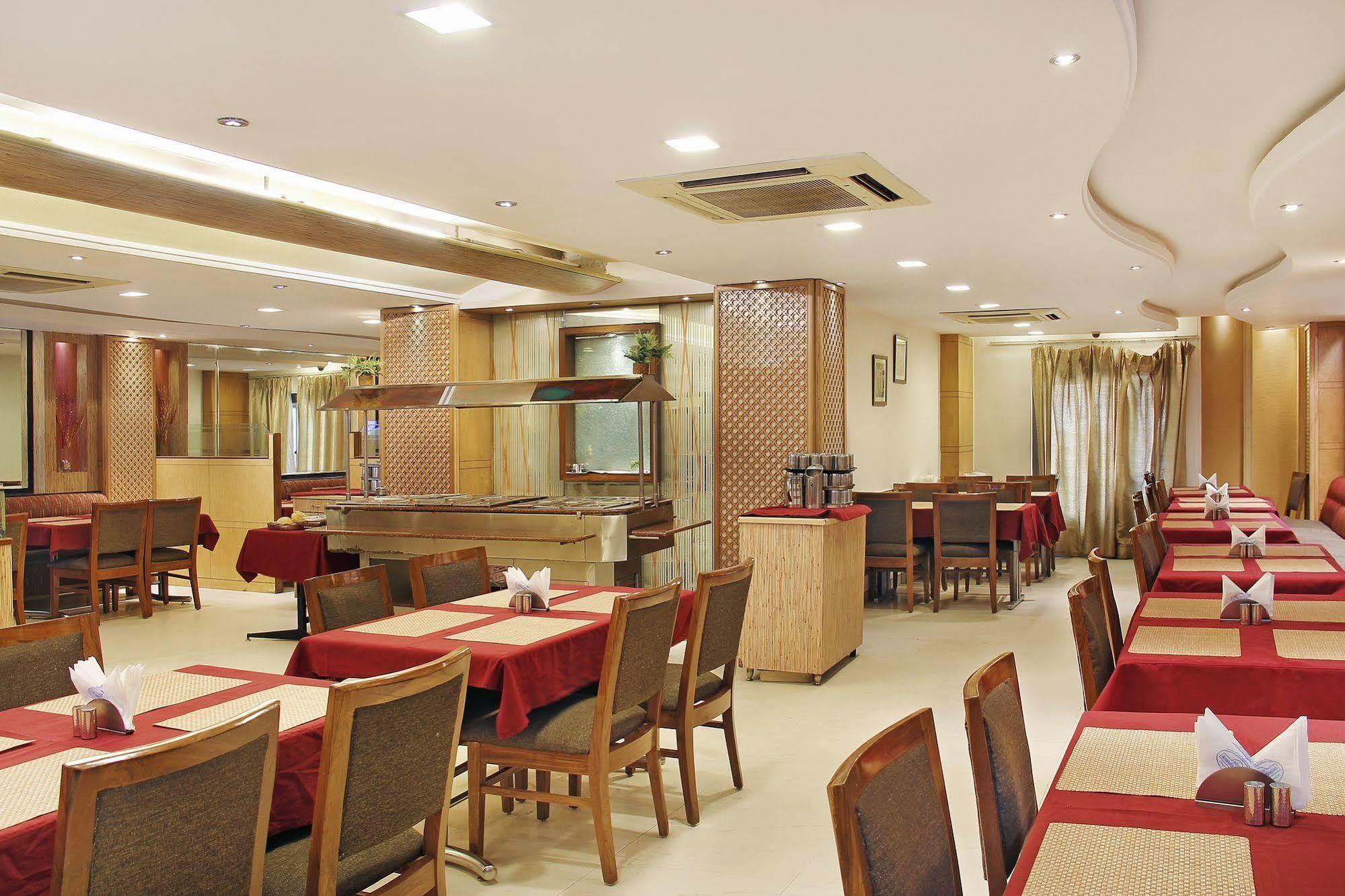Hotel Southern Delhi  Extérieur photo