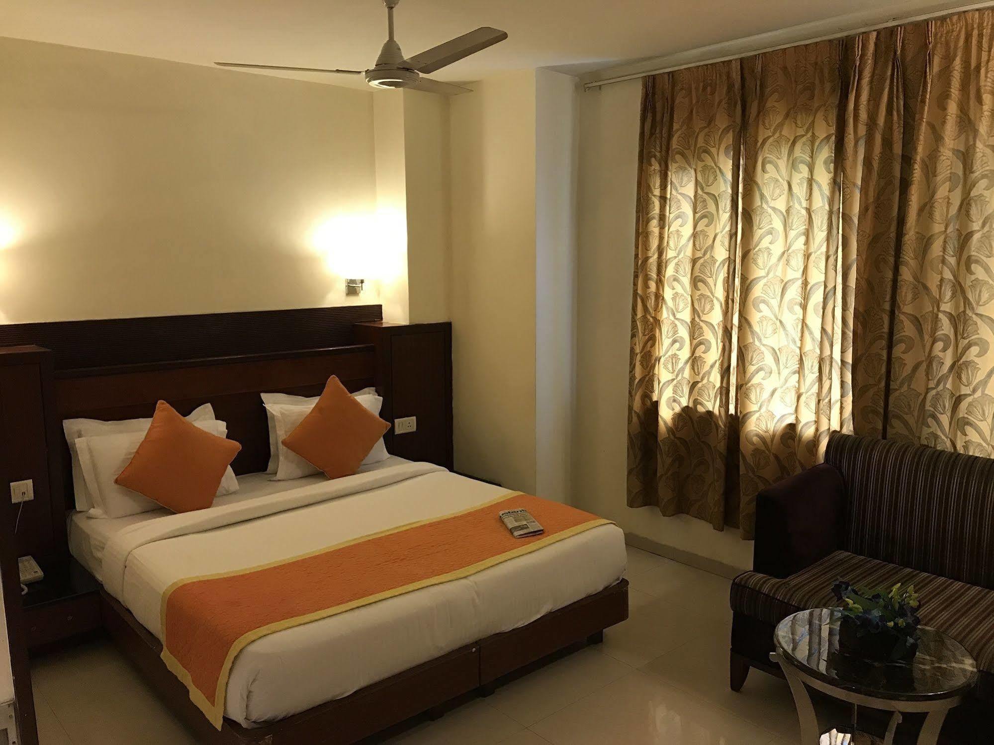Hotel Southern Delhi  Extérieur photo