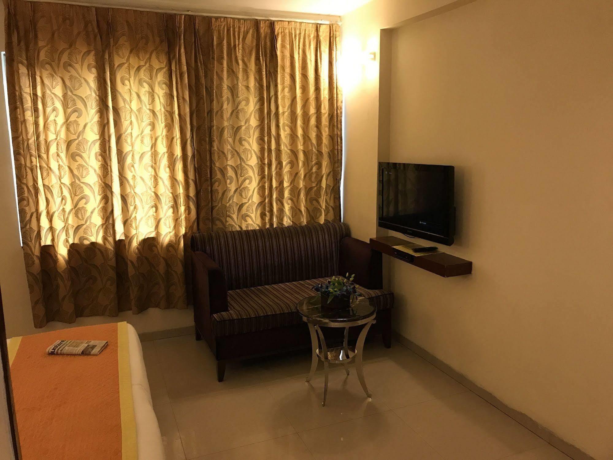 Hotel Southern Delhi  Extérieur photo